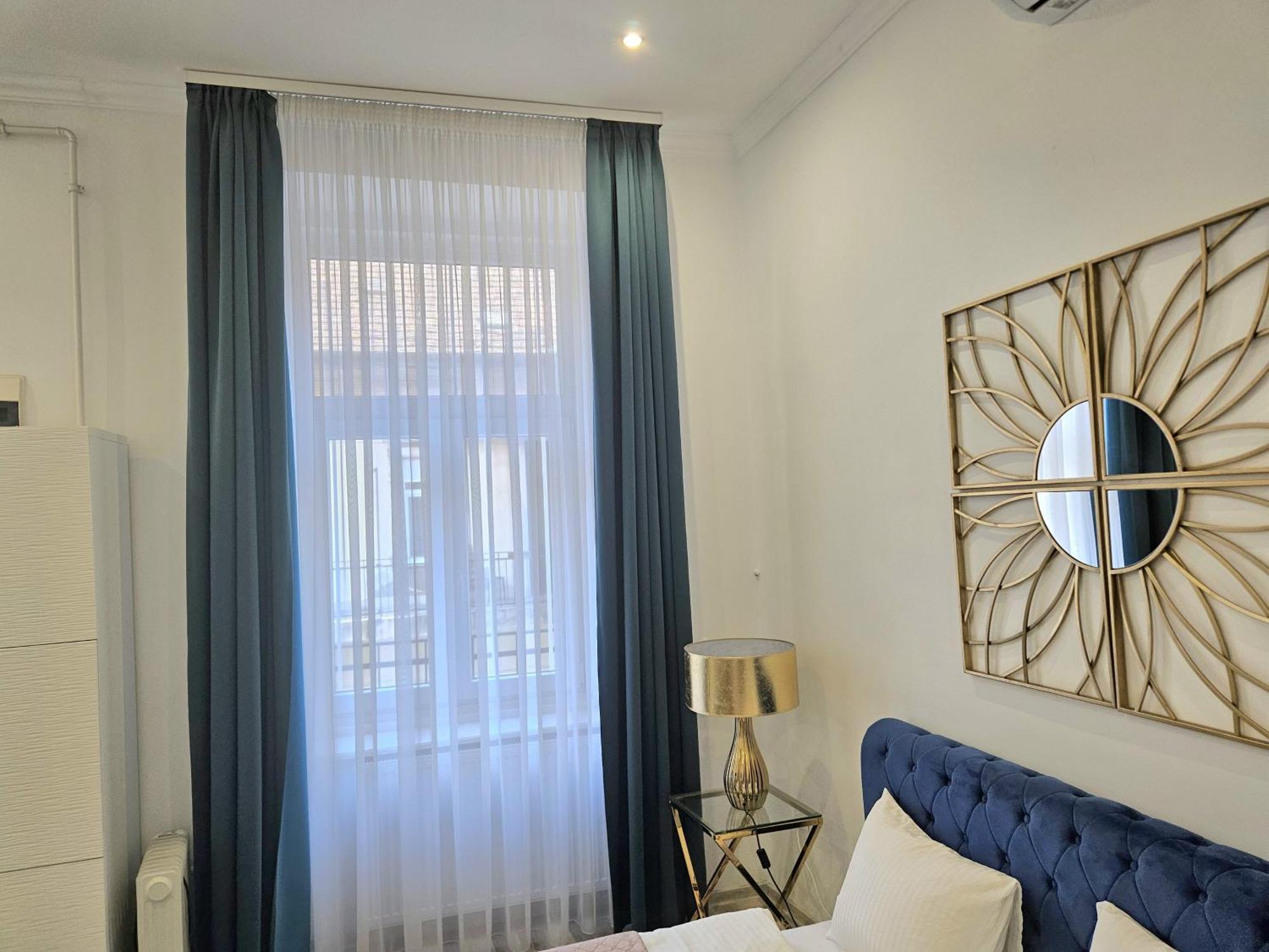 Designer Downtown Gem Apartamento Budapeste Exterior foto
